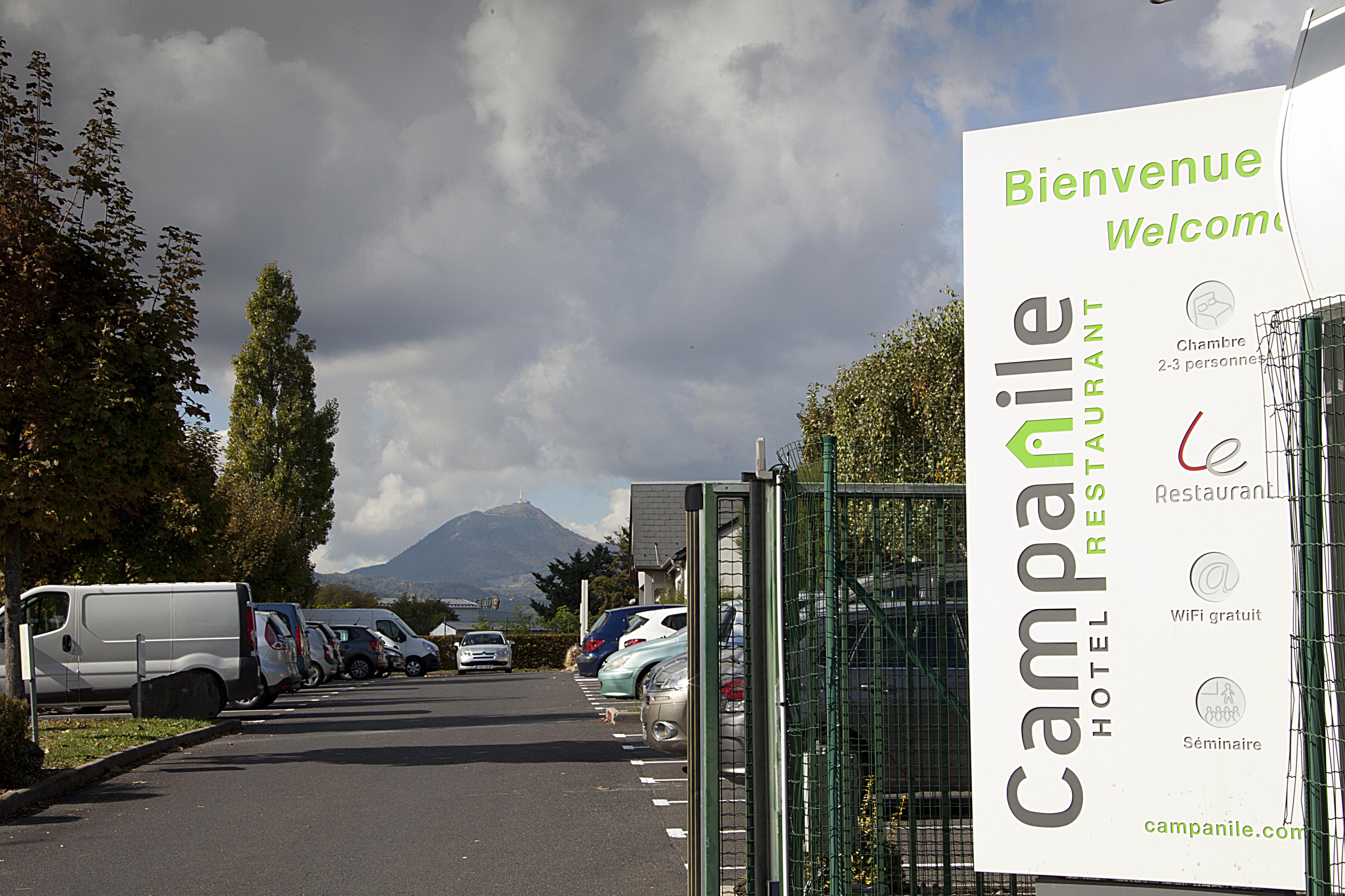 Campanile Clermont-Ferrand ~ Aubiere Hotel Bagian luar foto